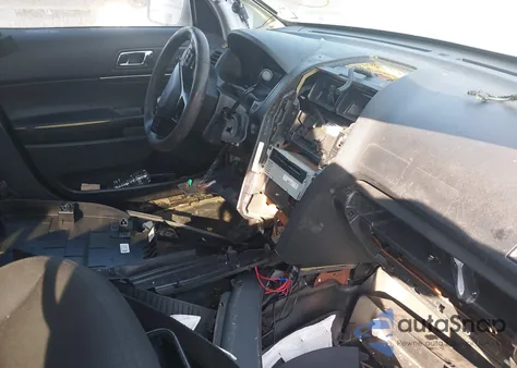 2018 Ford Explorer Police Interceptor из США, поврежденный, VIN 1FM5K8AR6JGA37103